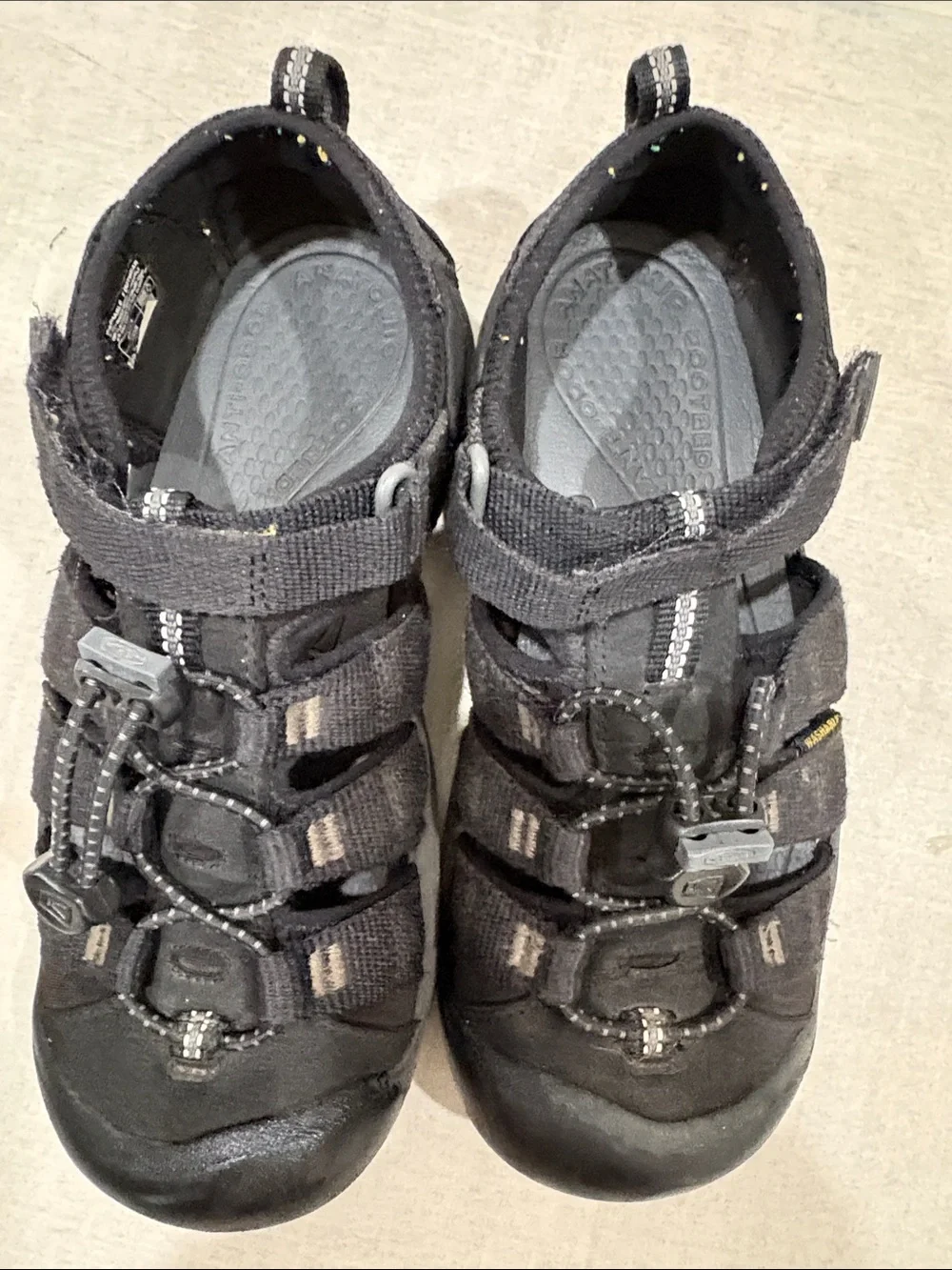 Keen Kids Closed-Toe Outdoor Sandals, size 3
